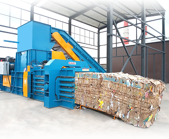 Multifunktionale Ballenpressenlösung für das Recyclingzentrum Weißrussland