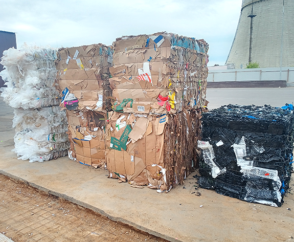 Multifunktionale Ballenpressenlösung für das Recyclingzentrum Weißrussland